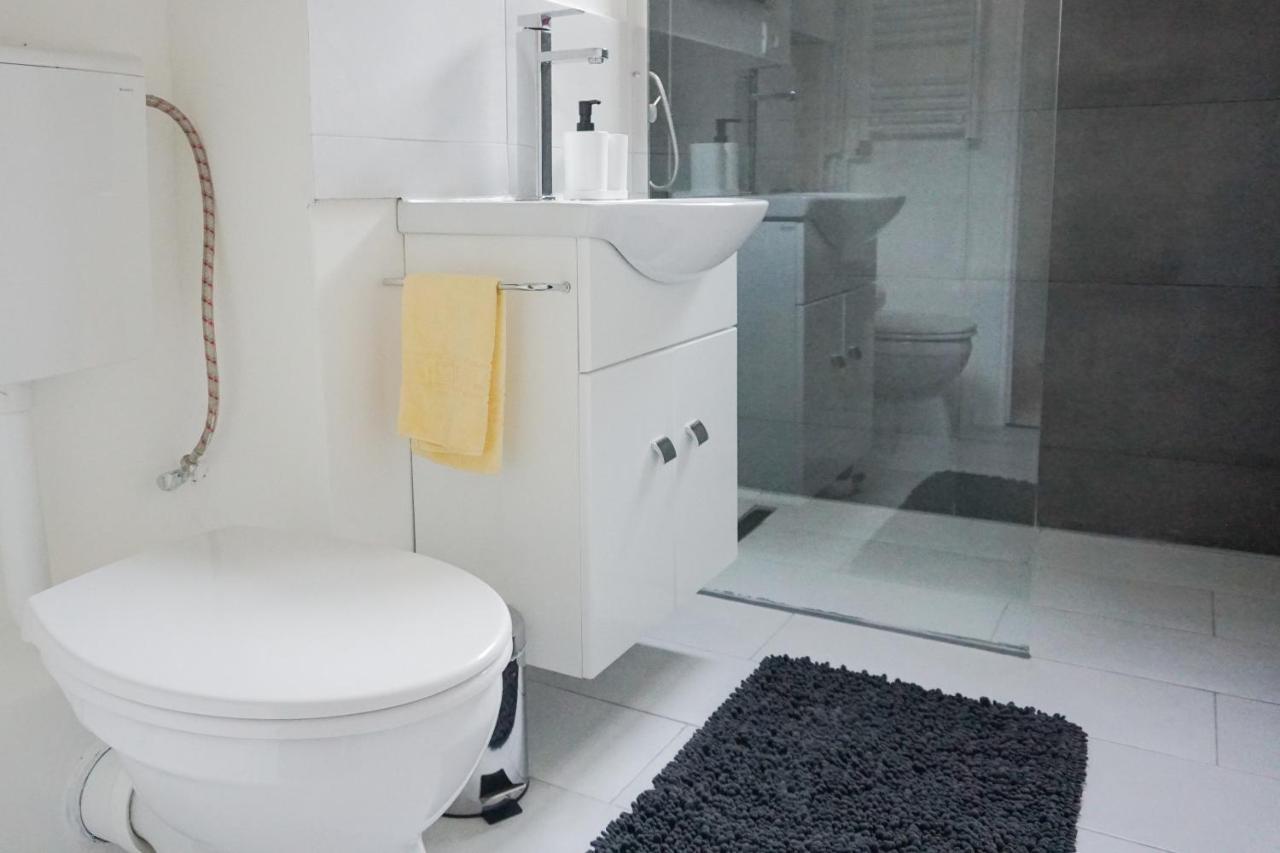 7 Min From City Center - Stecop Residence 3 -Central-Unique-Qb Timisoara Bagian luar foto